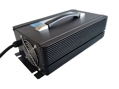 20串铁锂电池73V20A充电桩储能UPS充电器图4