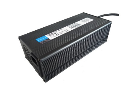 户外应急电源铅酸水电池72V6A充电器图5