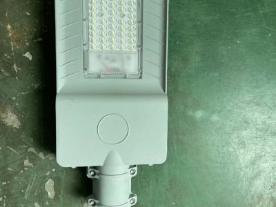 太阳能工程路灯新农村庭院工程灯道路照明工程路灯新农村道路路灯图5