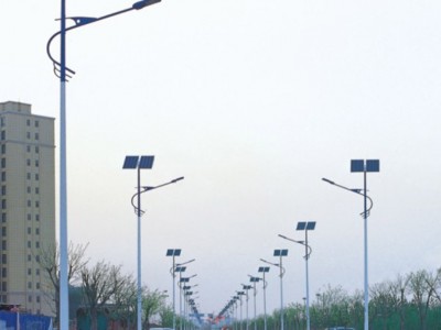 厂家供应太阳能路灯户外灯5米6米8米新农村道路大功率led路灯杆图2