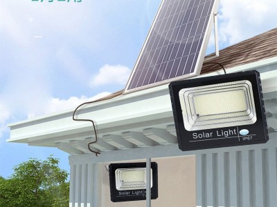LED太阳能灯 户外照明人体感应庭院壁灯防水家用遥控太阳能投光灯图1
