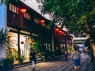 复古中式灯笼吊灯户外防水仿古灯装饰太阳能LED灯中国风新年灯笼图3