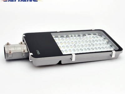 高质量LED路灯，60W小金豆路灯，LED60W牙刷路灯，太阳能路灯头图2