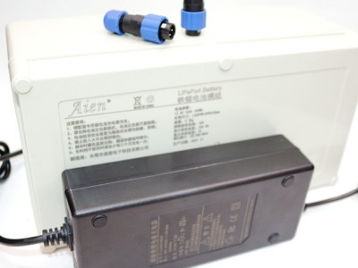 防水防尘IP65 IP67 IP68灌封散热水下医疗锂电池14.6V24V35 30AH图5