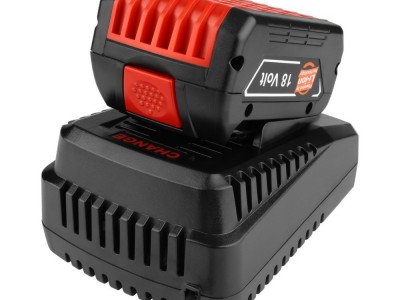 适用于博士充电器 BOS 14.4/18V 3A博士电动工具锂电池快速充 电器图3