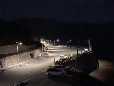 led太阳能路灯100W家用锂电池6米新农村户外庭院道路灯超亮电线杆图5