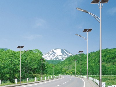 新农村户外50w太阳能路灯厂家 6米8米批发大功率高亮高杆工程路灯图5