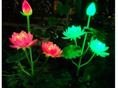 太阳能彩色变色荷花灯 led地插荷花莲花灯装饰草坪灯3led仿真花灯图3